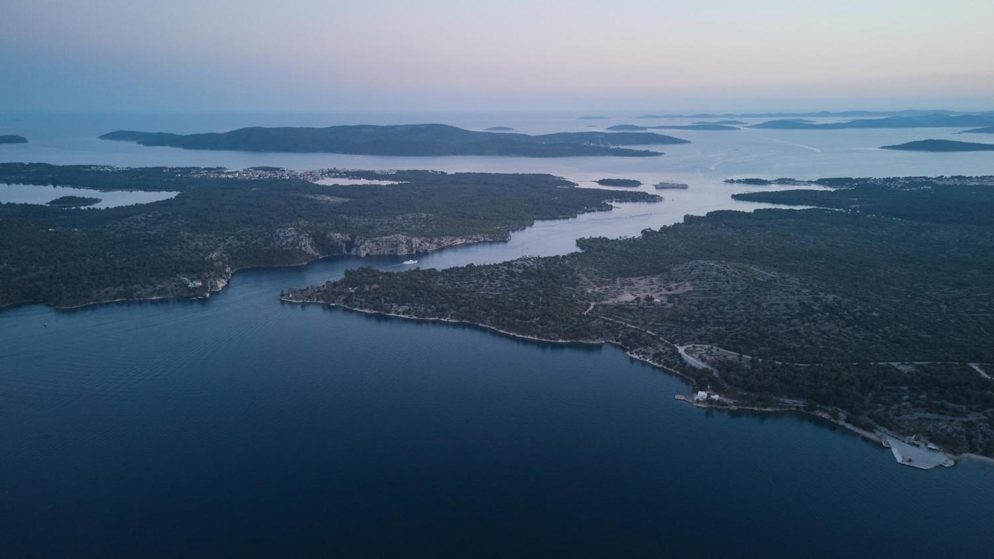 Luxurious City Retreat With Pool Sibenik Luaran gambar